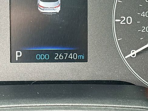 Used 2024 Toyota Corolla LE image 12