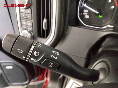 Used 2021 GMC Sierra 1500 AT4 w/ AT4 Preferred Package image 11