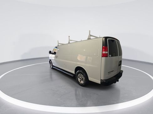 Used 2020 GMC Savana 2500 Extended w/ Communications Package image 6