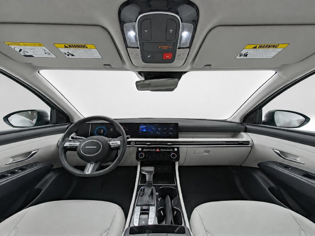 Used 2025 Hyundai Tucson SEL AWD/4WD image 28
