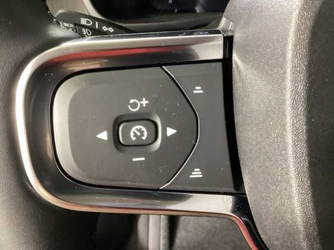 New 2026 Volvo XC40 B5 Plus w/ Protection Package Premier image 30