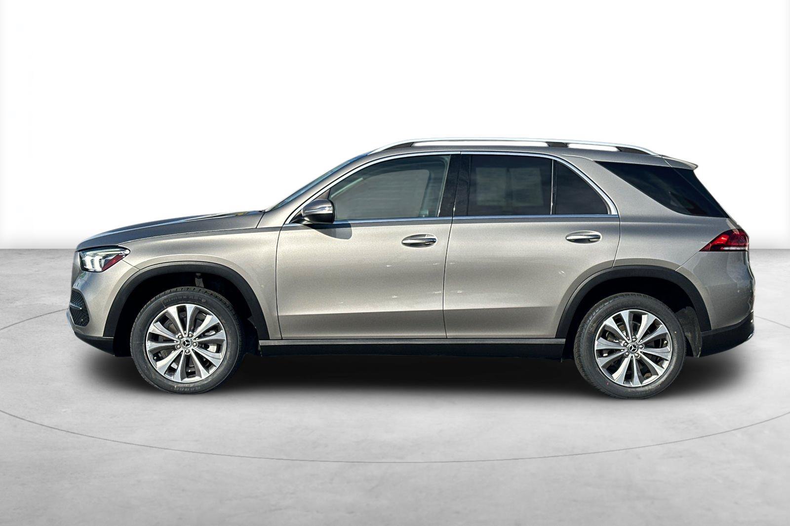 Used 2020 Mercedes-Benz GLE 350 4MATIC image 3