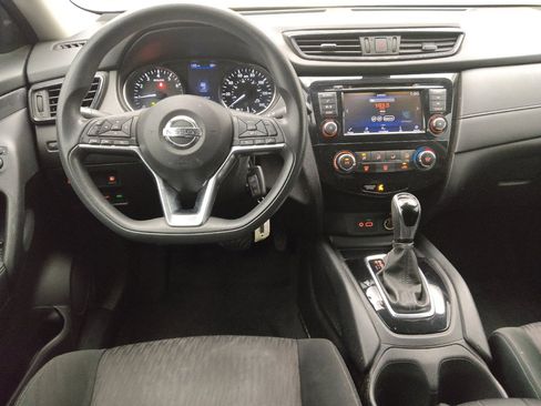 Used 2020 Nissan Rogue S FWD image 22