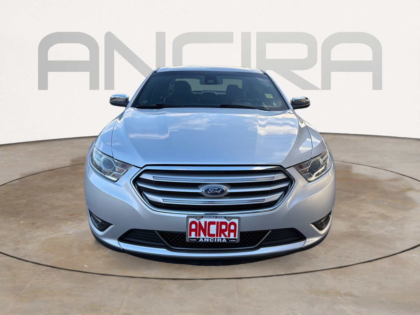 Used 2018 Ford Taurus Limited FWD image 5