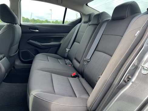Used 2022 Nissan Altima 2.5 SV FWD image 26