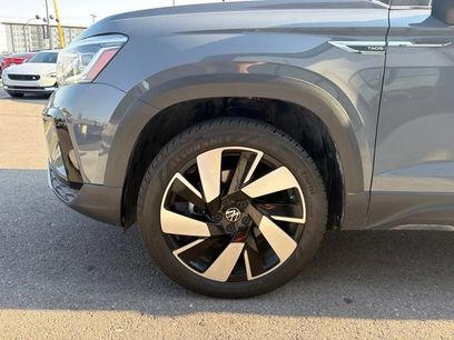 Used 2024 Volkswagen Taos SEL