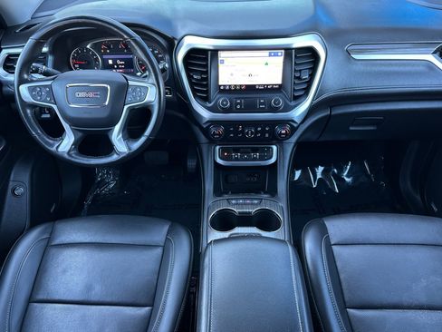 Used 2022 GMC Acadia SLT w/ Elevation Edition image 16