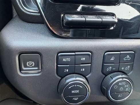 Used 2023 Chevrolet Silverado 1500 ZR2 w/ ZR2 Bison Edition AWD/4WD image 17