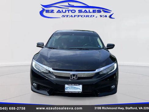 Used 2016 Honda Civic Touring image 2