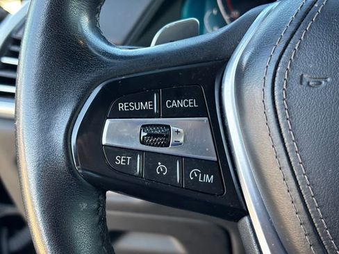 Used 2022 BMW X5 sDrive40i w/ Premium Package image 13