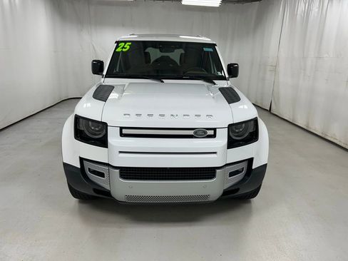 Used 2025 Land Rover Defender 110 S AWD/4WD image 3