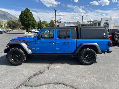 Used 2021 Jeep Gladiator Mojave w/ Trailer Tow Package AWD/4WD image 13
