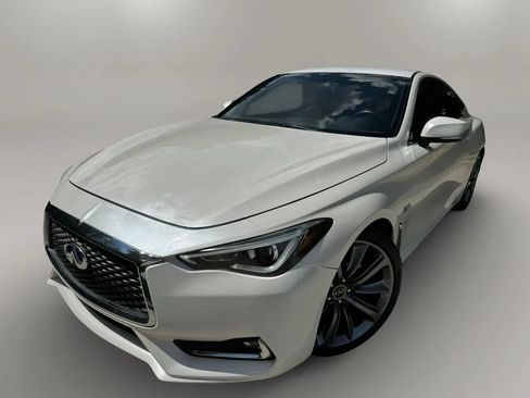 Used 2018 INFINITI Q60 Red Sport 400 w/ Sensory Package 3.0T Sport RWD image 1