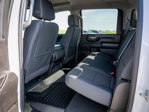 Used 2024 Chevrolet Silverado 2500 Custom w/ Custom Value Package image 14