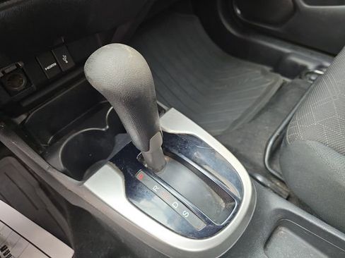 Used 2015 Honda Fit EX image 24