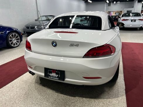 Used 2011 BMW Z4 sDrive30i image 70