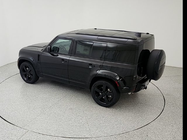 New 2026 Land Rover Defender 110 X-Dynamic SE AWD/4WD image 35