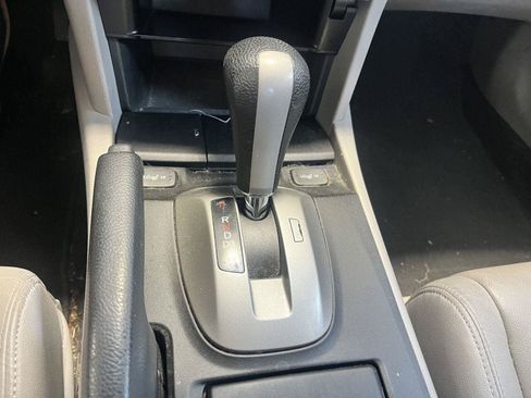 Used 2010 Honda Accord EX-L image 21