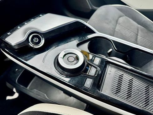 Used 2024 Kia EV6 GT-Line image 25