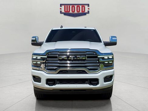 Used 2025 RAM 2500 Laramie AWD/4WD image 5