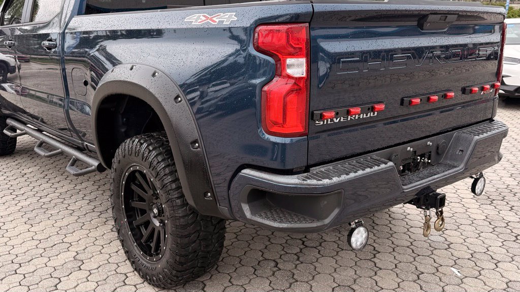 Used 2019 Chevrolet Silverado 1500 RST AWD/4WD image 17