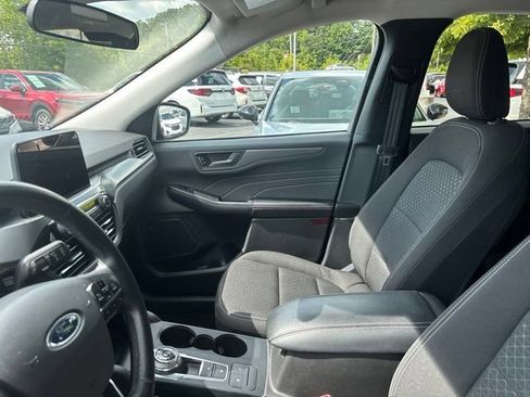 Used 2024 Ford Escape Active FWD image 2
