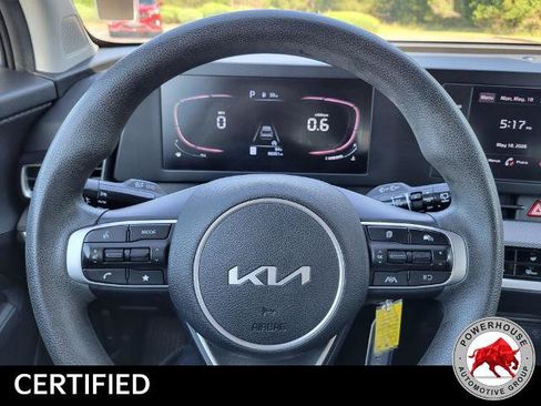 Used 2023 Kia Sportage LX FWD image 30