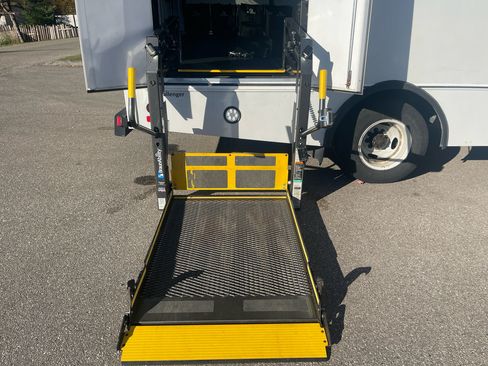 Used 2019 Ford E-450 and Econoline 450 Super Duty w/ Shuttle Bus Prep Package image 2