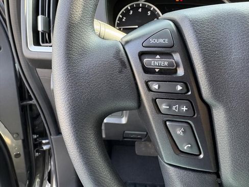 Certified 2025 Nissan Frontier SV image 14