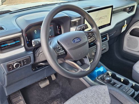 New 2026 Ford Maverick XLT image 13