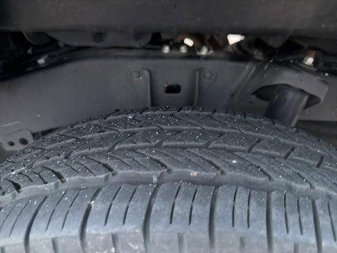 Used 2023 Toyota Tacoma SR5 image 9