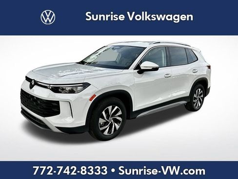 New 2026 Volkswagen Tiguan S FWD image 1