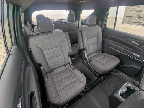New 2026 Chevrolet Traverse LT w/ LPO, Floor Liner Package image 14