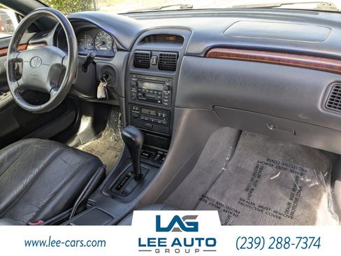 Used 2000 Toyota Solara SLE image 12