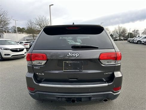 Used 2017 Jeep Grand Cherokee Limited w/ Trailer Tow Group IV image 4