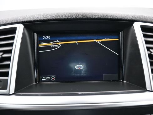 Used 2015 Mercedes-Benz ML 350 4MATIC image 18