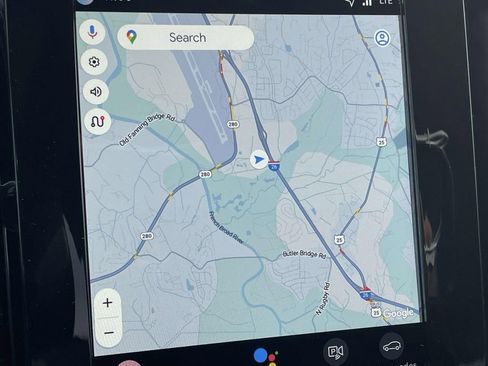 New 2026 Volvo XC40 B4 Core w/ Climate Package image 17