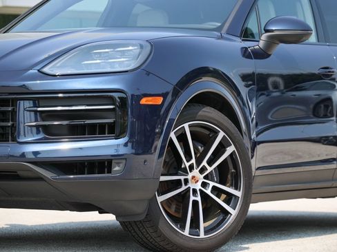 Certified 2026 Porsche Cayenne Coupe AWD/4WD image 10