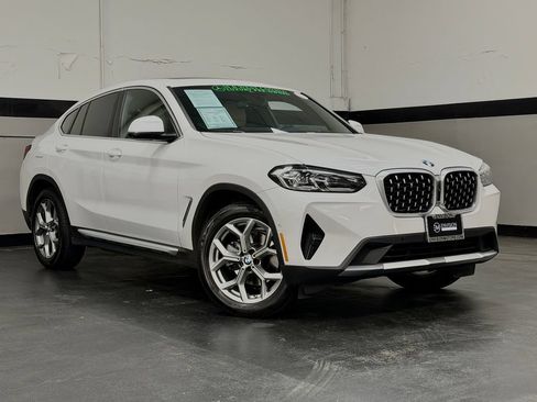 Used 2023 BMW X4 xDrive30i w/ Parking Assistance Package AWD/4WD image 4