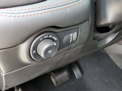 Certified 2023 Dodge Durango GT AWD/4WD image 12