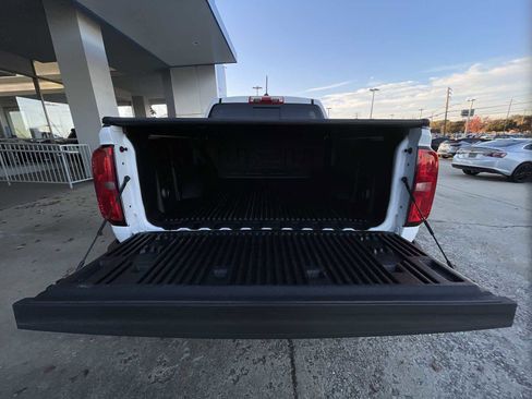 Certified 2022 Chevrolet Colorado LT w/ LT Convenience Package image 24