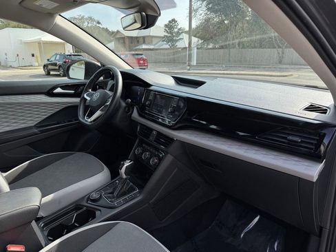 Used 2024 Volkswagen Taos S image 28