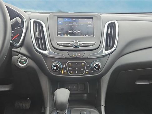 Used 2023 Chevrolet Equinox LT image 10