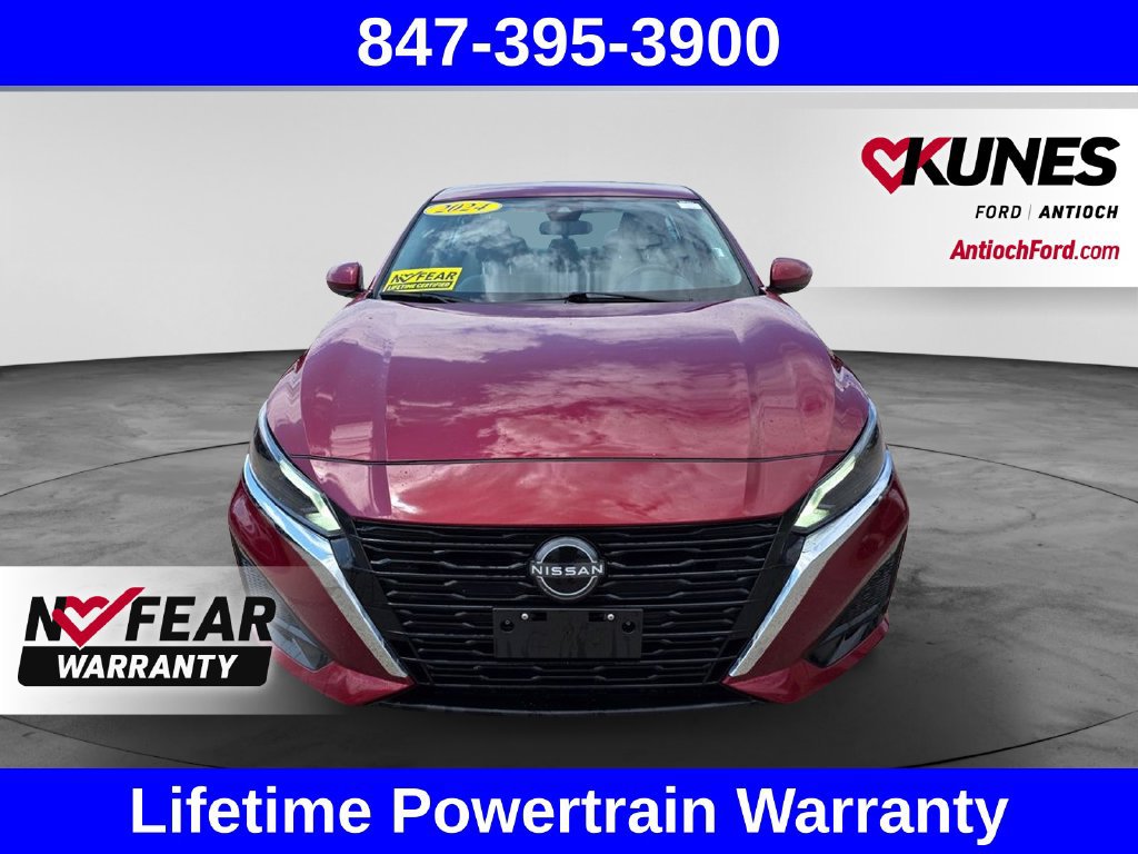 Used 2024 Nissan Altima 2.5 SV w/ SV Premium Package FWD image 2