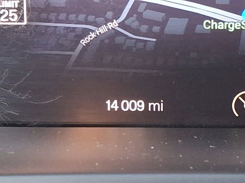 Used 2022 Polestar Polestar 2 w/ Pilot Package image 18