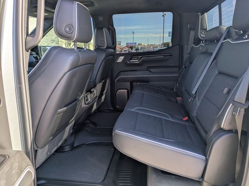Used 2024 GMC Sierra 1500 AT4X AWD/4WD image 13