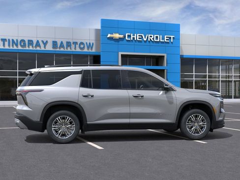 New 2026 Chevrolet Traverse LT FWD image 5