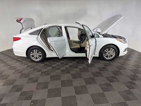 Used 2016 Hyundai Sonata SE FWD image 13