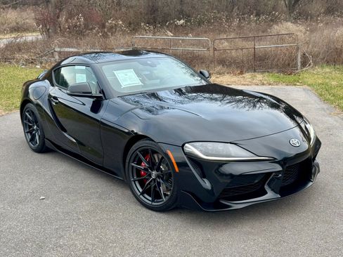Used 2024 Toyota Supra Premium image 1
