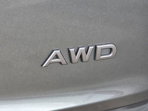 Used 2025 Nissan Rogue SV AWD/4WD image 24